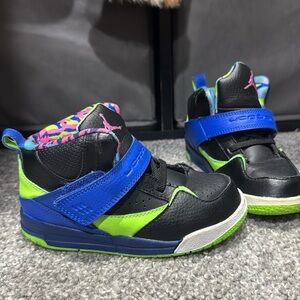 Kid Jordan’s blue pink and green 🏀